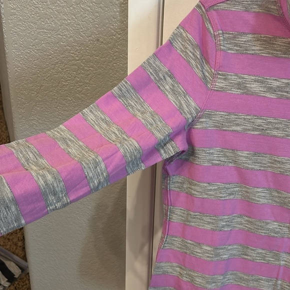 T by Talbots Women’s (S) Pink Gray Striped Cowl Neck Longsleeve Tee Top NWT - Picture 6 of 9